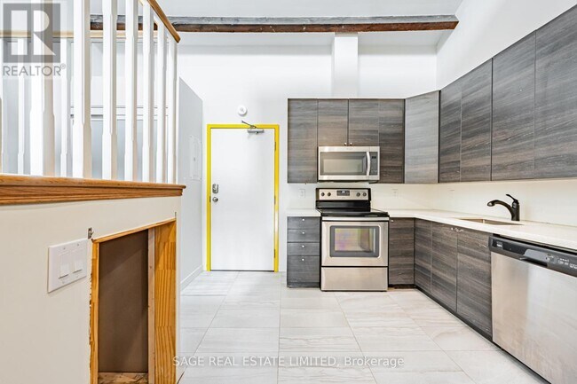 Photo - 14 Cross St Unit 3