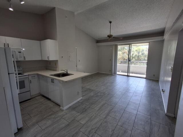 Photo - 701 Lyons Rd Unidad 13208