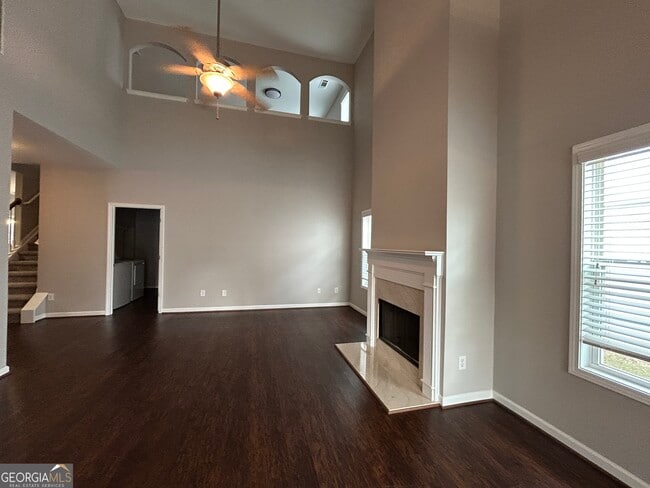 Photo - 2220 Copper Trail Ln NE