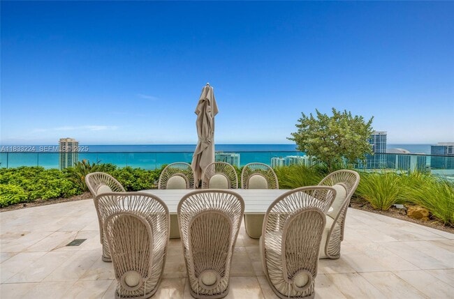 Photo - 580 72nd St Unit 910