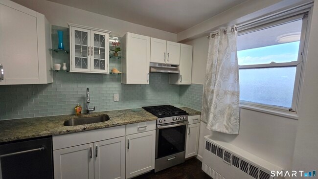 Photo - 444 Bedford St Unit 9P
