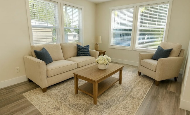 Photo - 17074 Coventry Ln