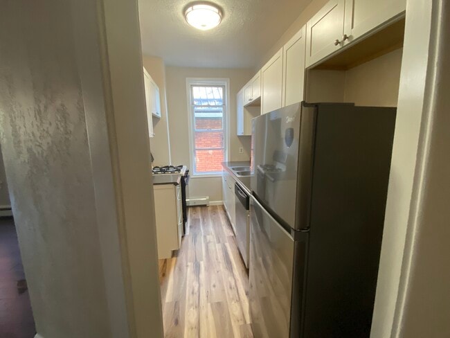 galley kitchen - 1509 12th St Unit 2st floor