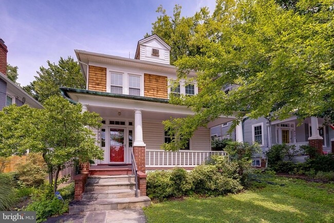 Building Photo - 4209 Ellicott St NW Rental