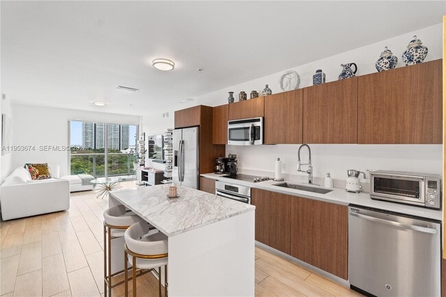 Photo - 1600 SW 1st Ave Unidad 807