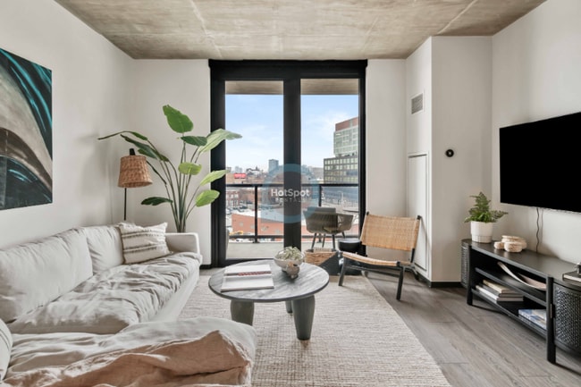 Photo - 1440 W Randolph St