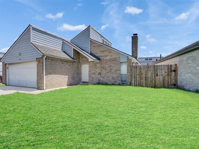 4411 Yupon Ridge Dr