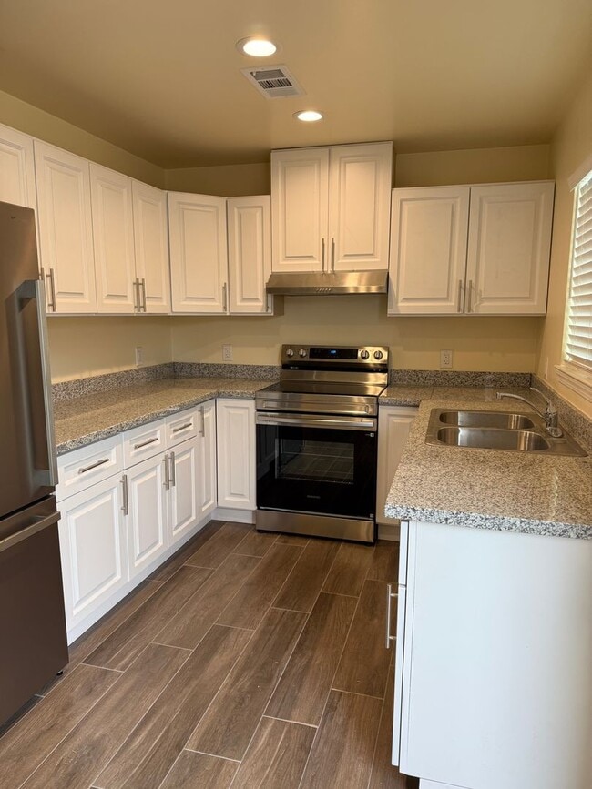 Photo - 1118 2nd St Unit 1118 2nd Street #B