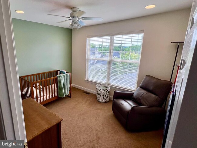Photo - 217 Truman Way