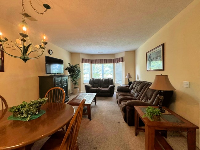 Photo - 4578 Girvan Dr Unit G