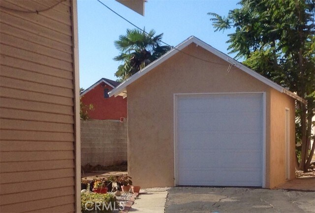 461 Del Monte St