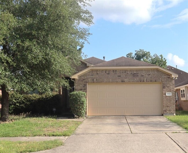 Photo - 21590 Kings Bend Dr House