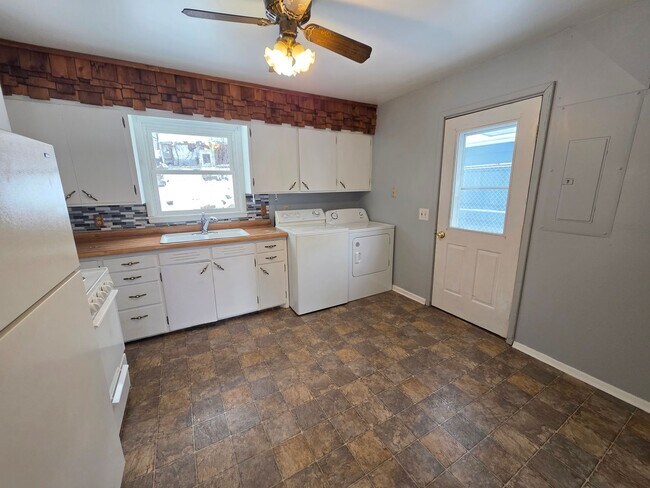 Photo - 2 Bed 1 Bath Single Family Home in Wisconsin Rapids