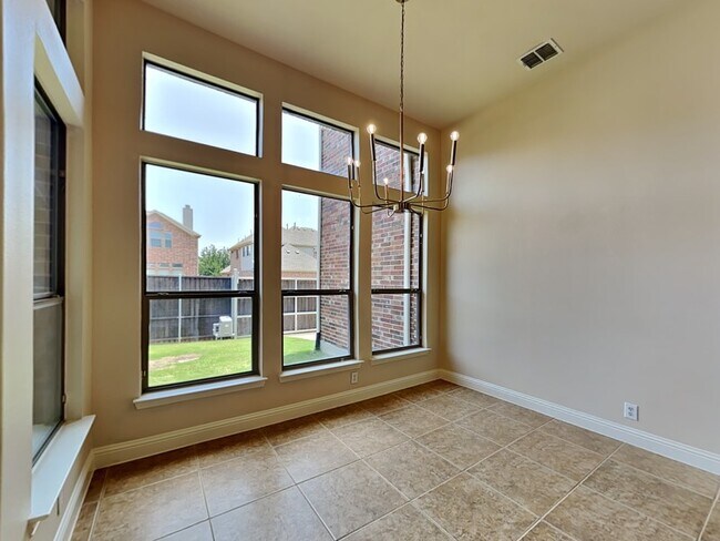 Photo - 11340 Classic Ln