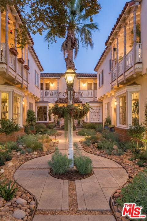 Photo - 1930 Rodney Dr Unit 1934