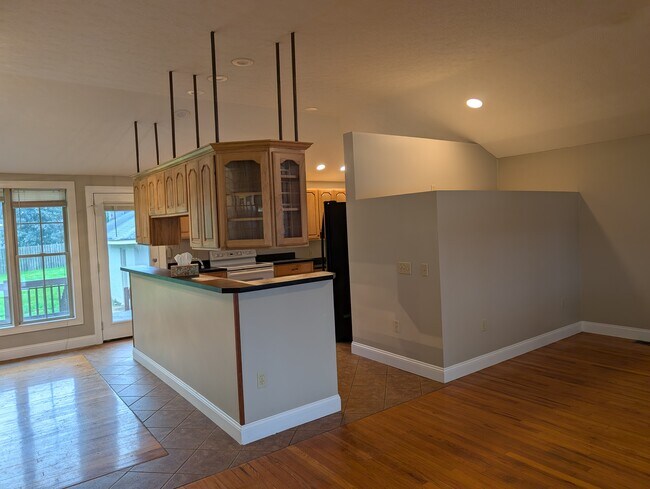 Photo - 454 Diley Rd