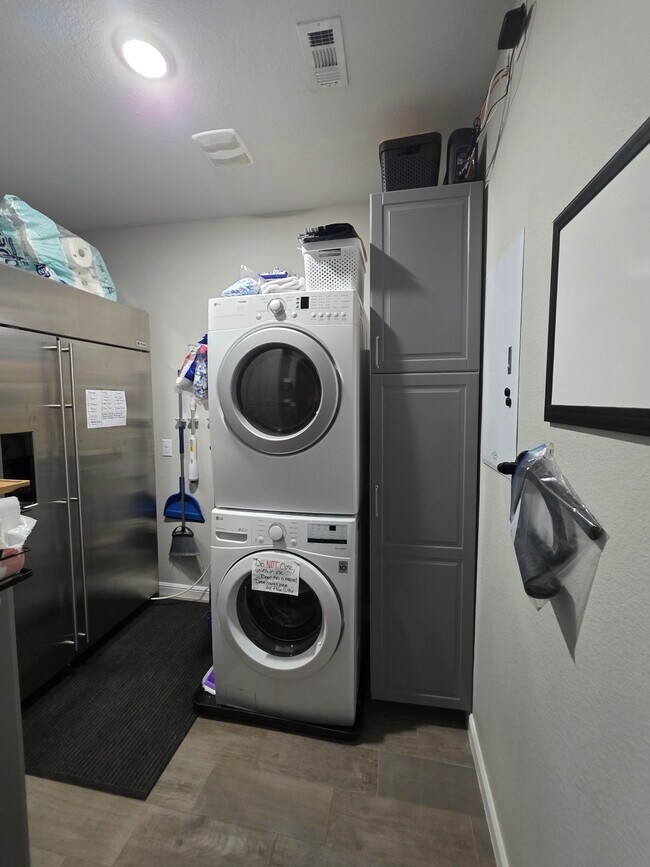 Photo - 9136 Grovehurst Rd