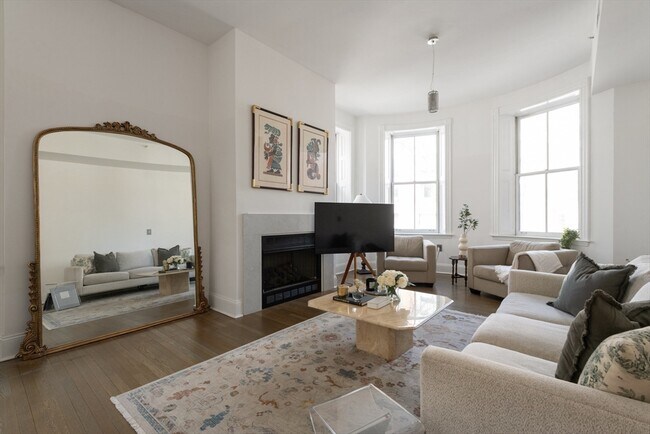 Photo - 45 W Broadway Condo Unit 3