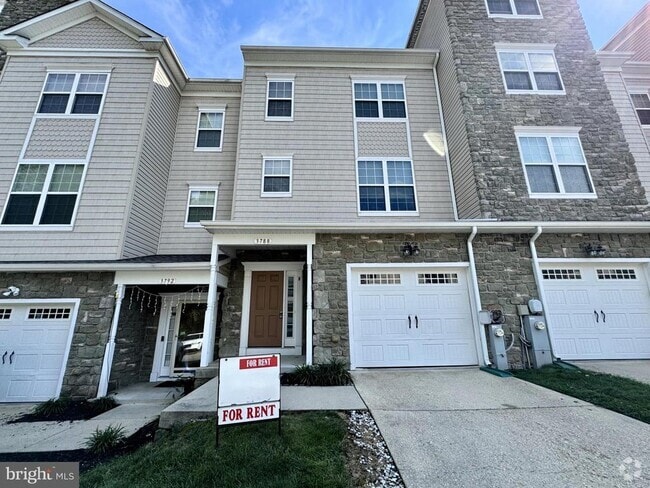 Building Photo - 3788 Bedford Dr Rental