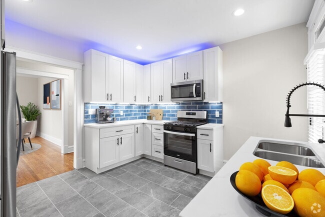 Building Photo - 6157 Waterman Blvd Rental
