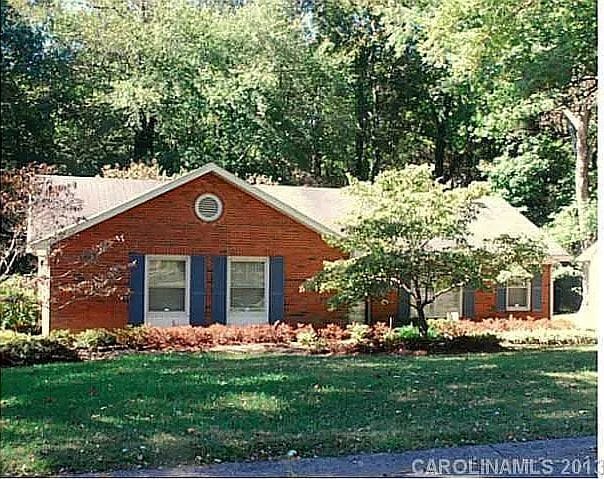 Building Photo - 4824 Farm Pond Ln Rental