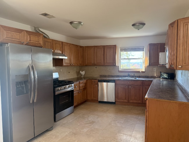 Photo - 147 Liberty Ave Unidad 2