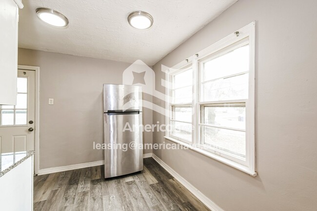 Photo - 1143 Charbonier Rd