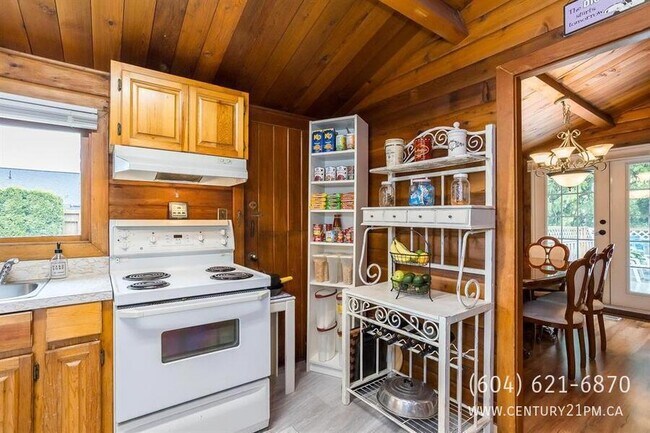 Photo - 2853 McCallum Rd