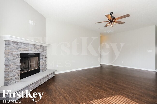 Photo - 1777 Osman Dr