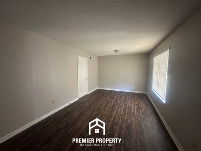 Photo - 6343 Limewood Ave