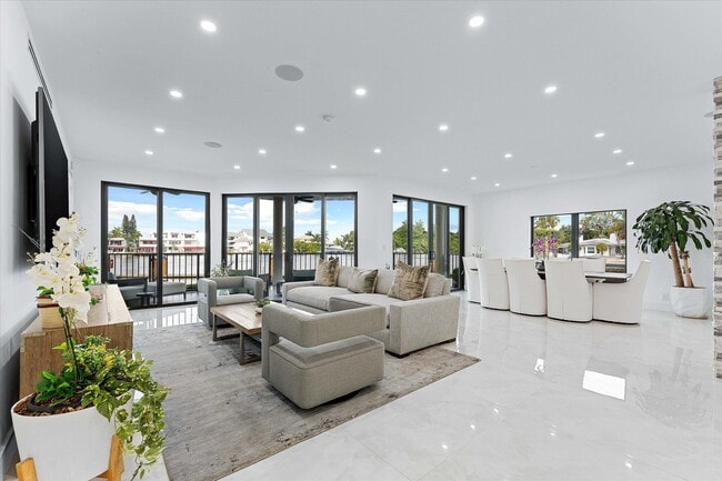 Photo - 800 Andrews Ave Unit 9