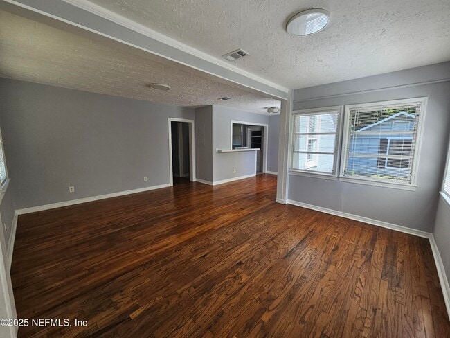 Photo - 4649 Delta Ave