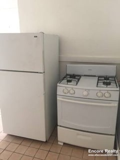 4 Adella Pl