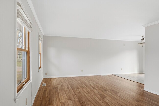 Photo - 1903 Sumac Dr