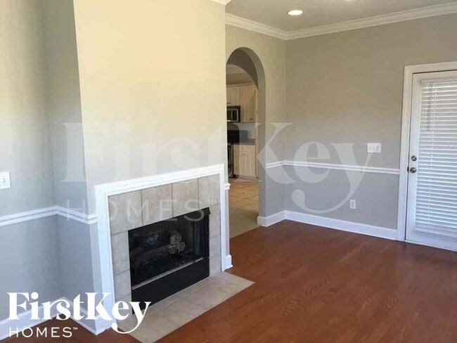 Photo - 388 Waterford Cove Trail