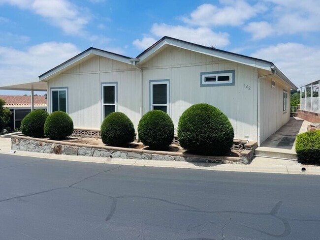 Photo - 909 Richland Rd