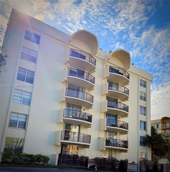 Photo - 9310 Fontainebleau Blvd Unit 203