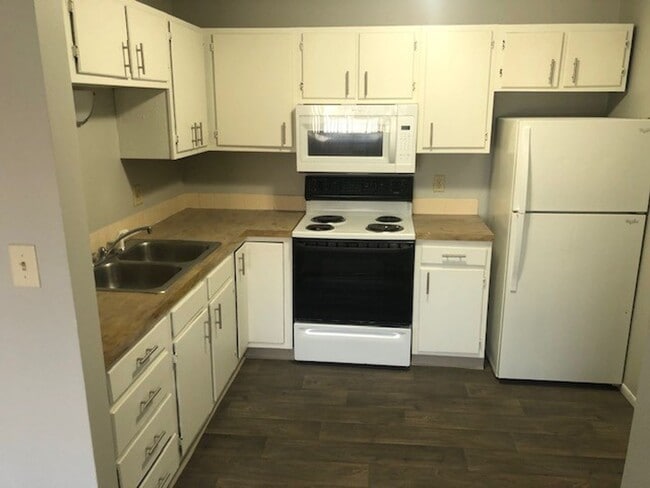 608 NE 4th Street