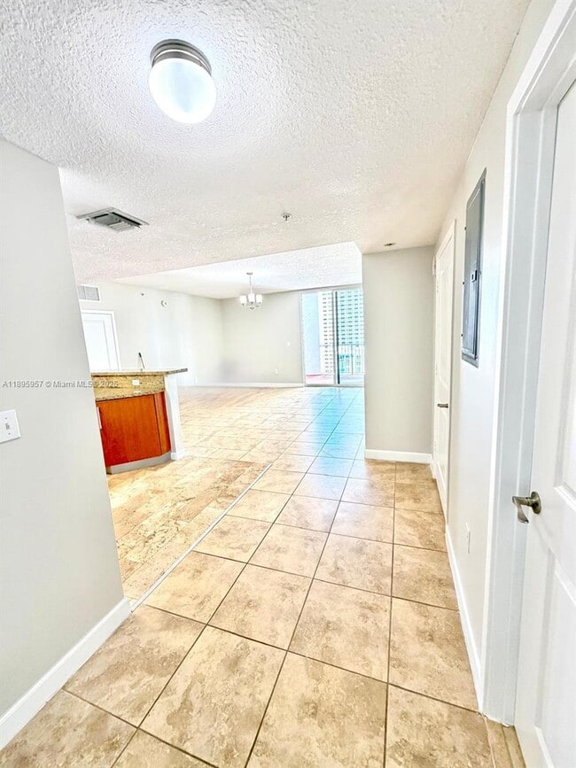 Photo - 170 SE 14th St Unit 3008