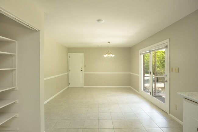 Photo - 104 Herty Dr