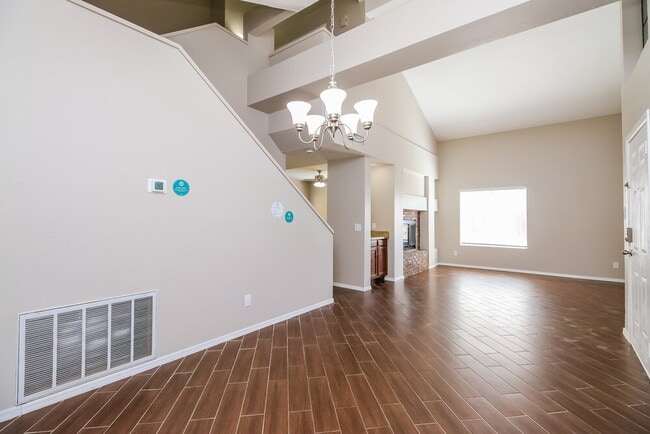 Photo - 48 W Melody Ave