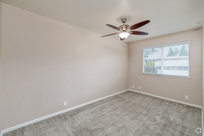 2BR, 1BA - 720SF - Primary Bedroom