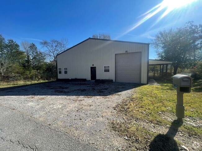 Building Photo - BARNDOMINIUM Rental