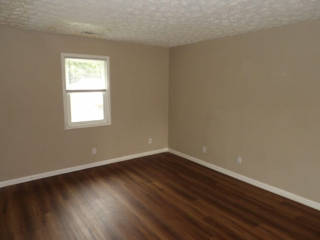 Photo - 218 Centennial Dr