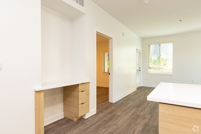 Thomas Apartments