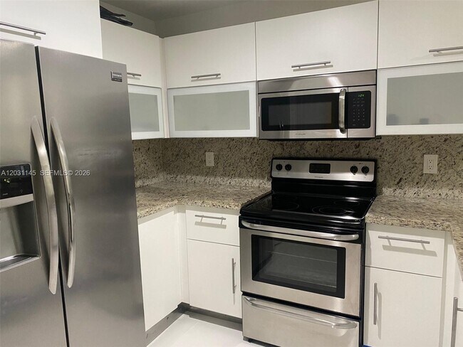 Photo - 11201 NW 83rd St Unit 202