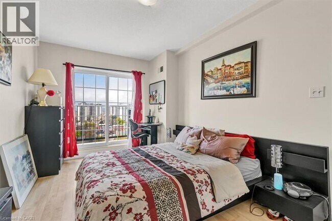 Photo - 135 James St S Unit 1503
