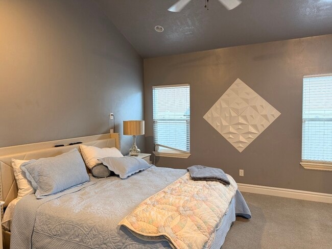 Photo - 1574 W Meadow Green Dr