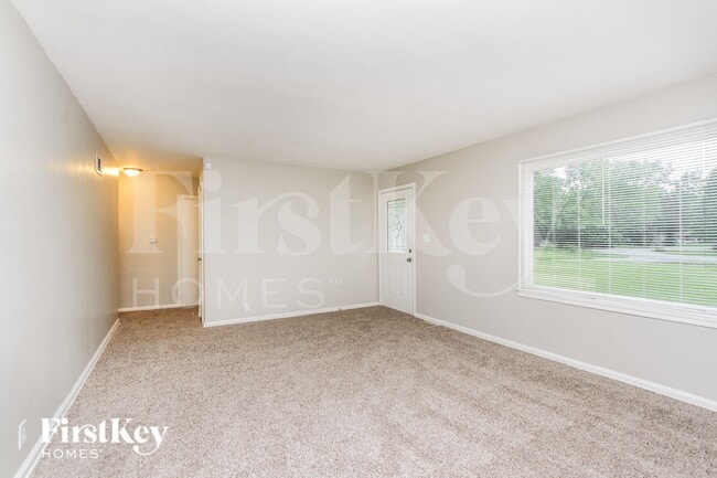 Photo - 5614 N Victoria Dr