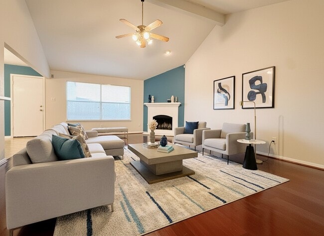 Building Photo - 11111 Bradford Way Dr